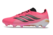 Carregar imagem no visualizador da galeria, Adidas Predator 26 Elite FG - Rosa
