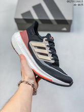 Carregar imagem no visualizador da galeria, Tênis Adidas Ultra Boost Light - CLIQUE PARA VER MAIS CORES
