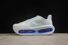 Carregar imagem no visualizador da galeria, NIKE VOMERO PREMIUM
