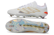 Carregar imagem no visualizador da galeria, Adidas Predator 26 Elite FG - Branco
