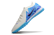Carregar imagem no visualizador da galeria, Nike Phantom GX II Elite Society - Branco Azul
