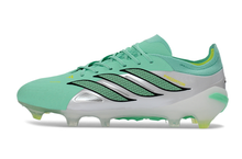 Carregar imagem no visualizador da galeria, Adidas Predator 26 Elite FG - Verde Branco

