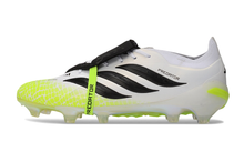 Carregar imagem no visualizador da galeria, Adidas Predator 26 Elite Tongue FG
