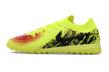 Carregar imagem no visualizador da galeria, Nike Phantom GX II Elite Society - Amarelo
