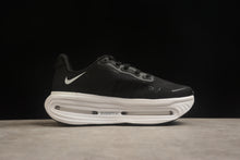Carregar imagem no visualizador da galeria, NIKE VOMERO PREMIUM
