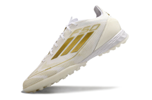 Carregar imagem no visualizador da galeria, Adidas F50 Elite Society TF - Branco Dourado
