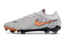 Carregar imagem no visualizador da galeria, Nike Phantom GX2 Elite FG - Cinza
