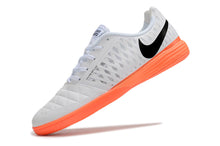 Carregar imagem no visualizador da galeria, Nike Feminina Lunar Gato II Futsal - Branco
