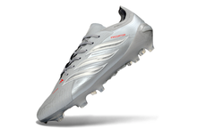 Carregar imagem no visualizador da galeria, Adidas Predator 26 Elite FG
