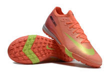 Carregar imagem no visualizador da galeria, Nike Air Zoom Mercurial Vapor 16 Elite TF - Laranja
