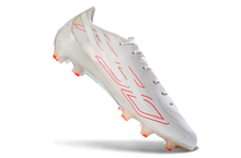 Carregar imagem no visualizador da galeria, Adidas F50 Elite Hyperfast FG - Branco Vermelho
