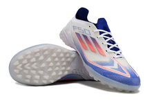 Carregar imagem no visualizador da galeria, Adidas F50 Elite Society TF - Advancement
