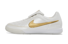 Carregar imagem no visualizador da galeria, Nike Tiempo Ronaldinho R10 Futsal
