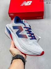 Carregar imagem no visualizador da galeria, Tênis New Balance FC SC Elite V4 - CLIQUE PARA VER MAIS CORES
