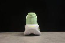 Carregar imagem no visualizador da galeria, NIKE VOMERO PREMIUM
