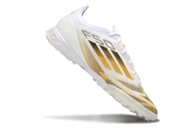 Carregar imagem no visualizador da galeria, Adidas F50 Elite Society TF - Branco Dourado
