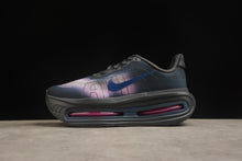 Carregar imagem no visualizador da galeria, NIKE VOMERO PREMIUM
