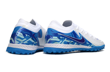 Carregar imagem no visualizador da galeria, Nike Phantom GX II Elite Society - Branco Azul
