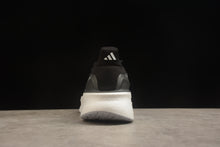 Carregar imagem no visualizador da galeria, ADIDAS ULTRABOOST 5X
