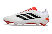Carregar imagem no visualizador da galeria, Adidas Predator 26 Elite FG
