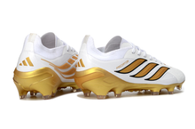 Carregar imagem no visualizador da galeria, Adidas Predator 26 Elite FG
