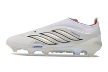Carregar imagem no visualizador da galeria, Adidas Predator 26 Elite LL FG
