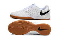 Carregar imagem no visualizador da galeria, Nike Feminina Lunar Gato II Futsal - Branco
