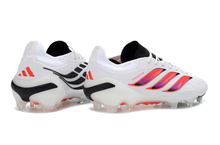 Carregar imagem no visualizador da galeria, Adidas Predator 26 Elite FG - Branco Preto
