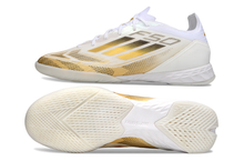 Carregar imagem no visualizador da galeria, Adidas F50 Elite Futsal IC - Dourada
