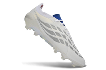 Carregar imagem no visualizador da galeria, Adidas Predator 26 Elite FG
