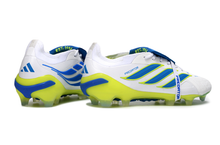 Carregar imagem no visualizador da galeria, Adidas Predator 26 Elite Tongue FG

