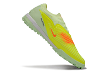Carregar imagem no visualizador da galeria, Nike Phantom 6 Elite Society - Max Voltage

