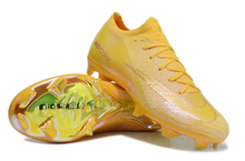 Carregar imagem no visualizador da galeria, Nike Air Zoom Mercurial Vapor 16 Elite FG - Dourada
