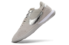Carregar imagem no visualizador da galeria, Nike Street Gato Futsal
