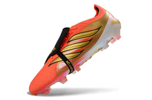 Carregar imagem no visualizador da galeria, Adidas Predator 26 Elite Tongue FG
