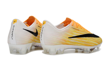 Carregar imagem no visualizador da galeria, Nike Air Zoom Mercurial Superfly 11 Elite FG
