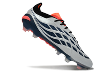 Carregar imagem no visualizador da galeria, Adidas Predator 26 Elite FG
