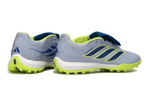 Carregar imagem no visualizador da galeria, Adidas Predator League 26 Society

