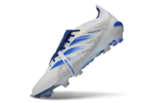 Carregar imagem no visualizador da galeria, Adidas Predator 26 Elite Tongue FG
