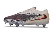 Carregar imagem no visualizador da galeria, Nike Phantom 6 Elite SG Trava Mista - United 03
