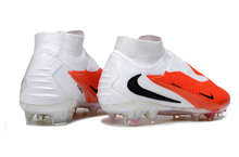 Carregar imagem no visualizador da galeria, Nike Phantom 6 Elite High FG

