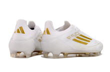 Carregar imagem no visualizador da galeria, Adidas F50 Elite FG - Branco Dourado
