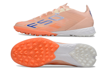 Carregar imagem no visualizador da galeria, Adidas F50 Elite Society TF - Laranja

