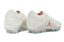 Carregar imagem no visualizador da galeria, Nike Tiempo Maestro Elite FG - Jordan
