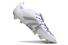 Carregar imagem no visualizador da galeria, Adidas Predator 25 Elite Tongue FG - Branco
