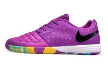 Carregar imagem no visualizador da galeria, Nike Feminina Lunar Gato II Futsal - Roxo
