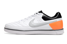 Carregar imagem no visualizador da galeria, Nike Gato Futsal - Branco Preto
