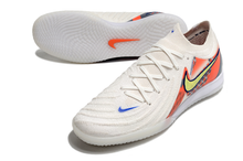 Carregar imagem no visualizador da galeria, Nike Phantom GX2 Elite Futsal - Barna
