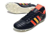 Carregar imagem no visualizador da galeria, Adidas Copa Mundial FG - Espanha
