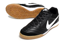 Carregar imagem no visualizador da galeria, Nike SB Gato Futsal - Preto Branco
